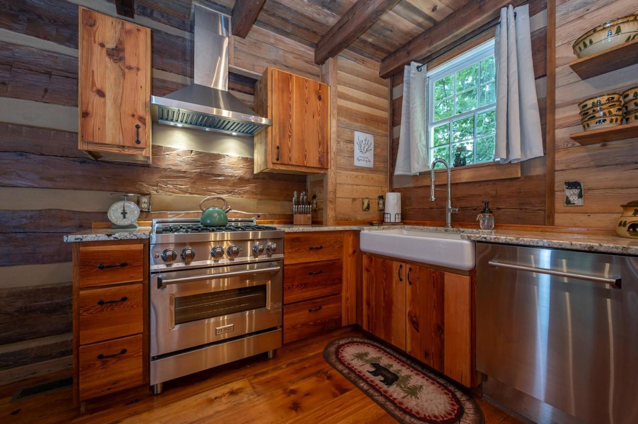Villa Russell'S Fort At White Oak Point: Historical Cabin On Lake Lure, Luxury, Direct Lake Access! Exterior foto