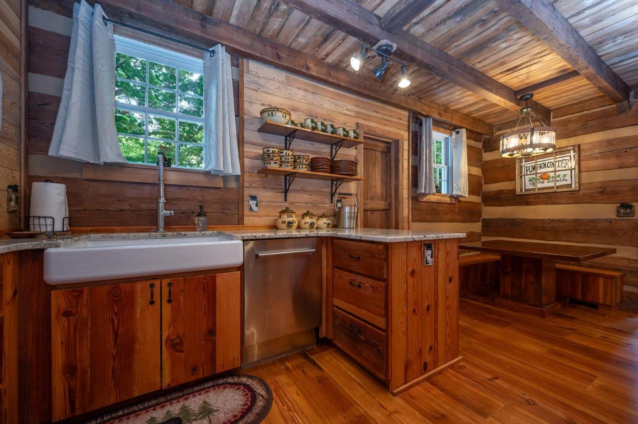 Villa Russell'S Fort At White Oak Point: Historical Cabin On Lake Lure, Luxury, Direct Lake Access! Exterior foto