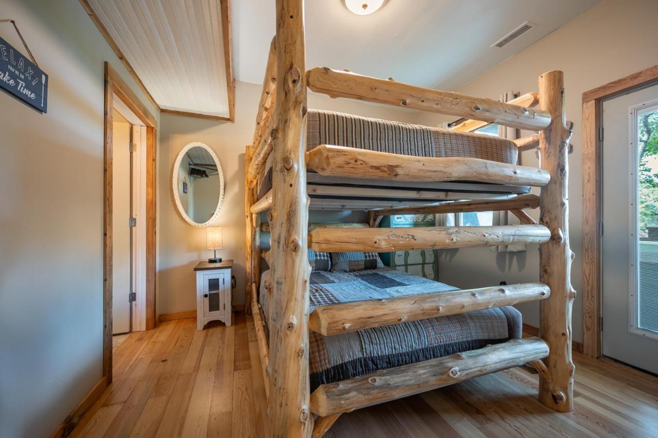 Villa Russell'S Fort At White Oak Point: Historical Cabin On Lake Lure, Luxury, Direct Lake Access! Exterior foto