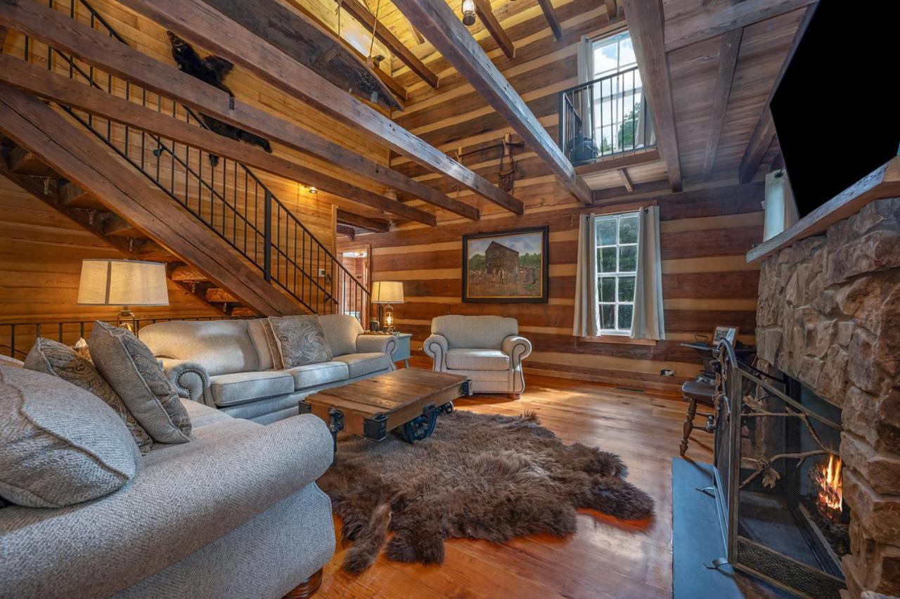 Villa Russell'S Fort At White Oak Point: Historical Cabin On Lake Lure, Luxury, Direct Lake Access! Exterior foto